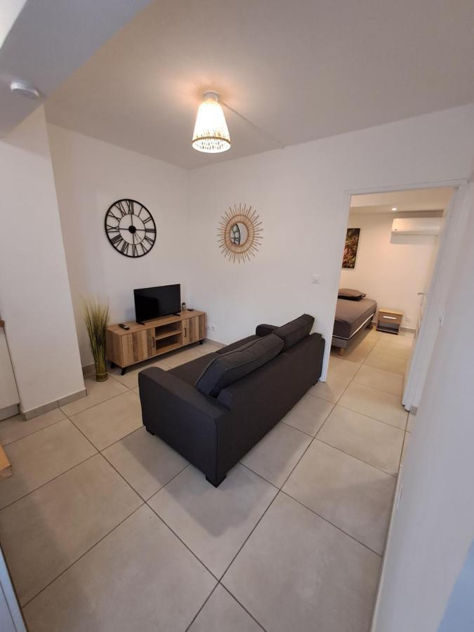 Logement Cosy T2, Centre Ville De Saint-Pierre Extérieur photo